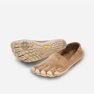 Vibram CVT FiveFingers Khaki Hemp Size 11 New Original Barefoot Shoe
